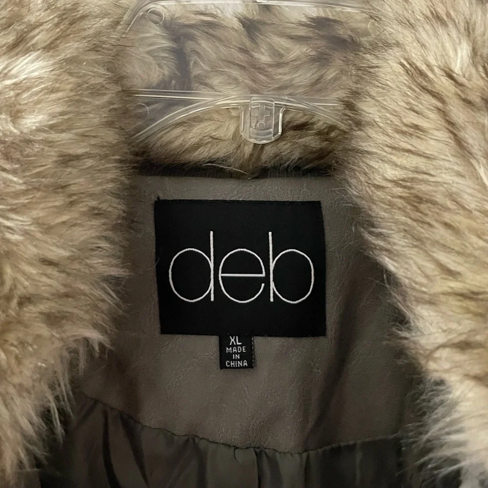 Deb Bomber Jacket with Faux Fur Collar - Picture 7 of 9
